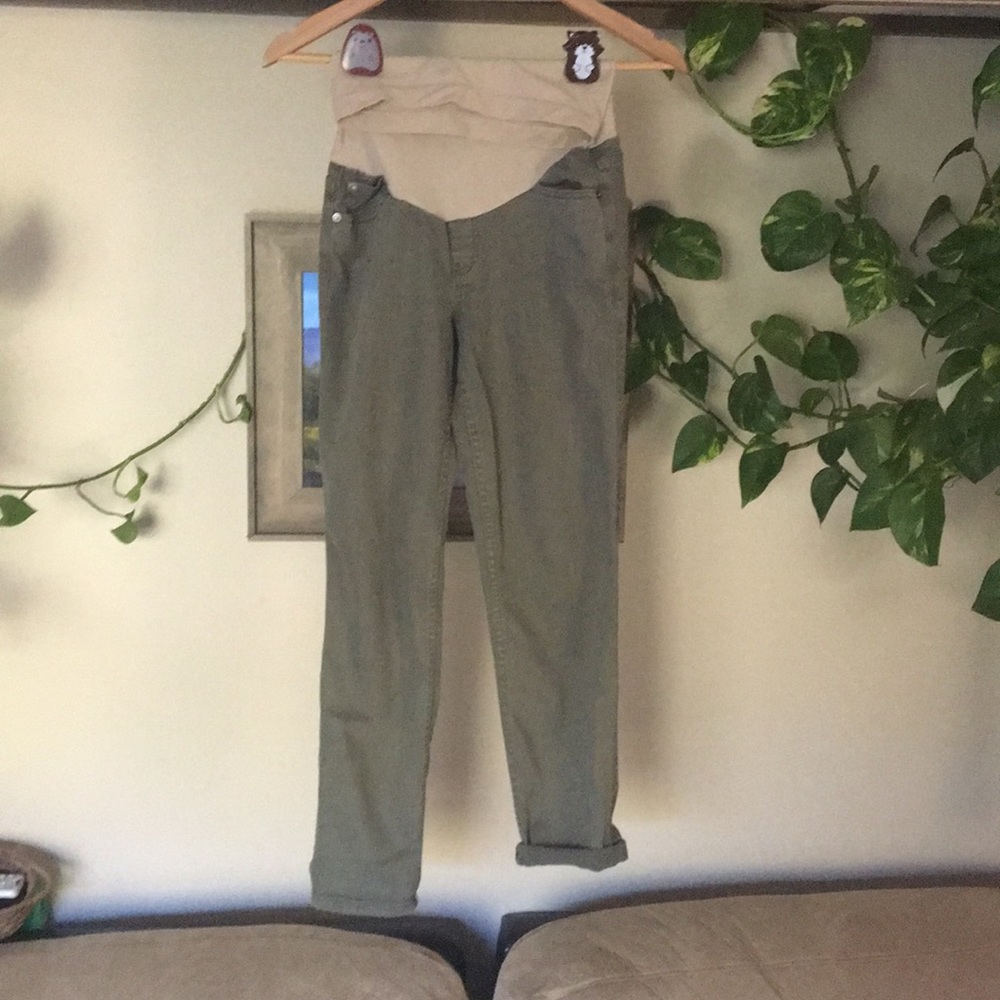 A pea in the pod maternity jeans size 27